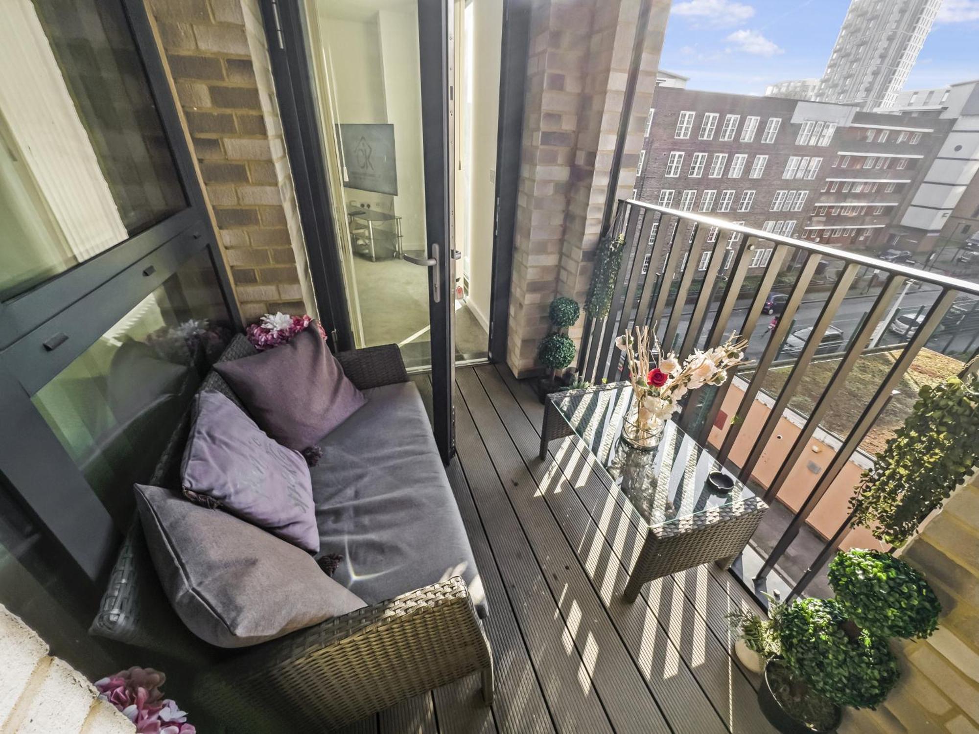 Greenwich Apartment With A River View & Balcony Near The 02 Arena & North Greenwich With Free Wifi & Fast Links Into Central London Exterior foto