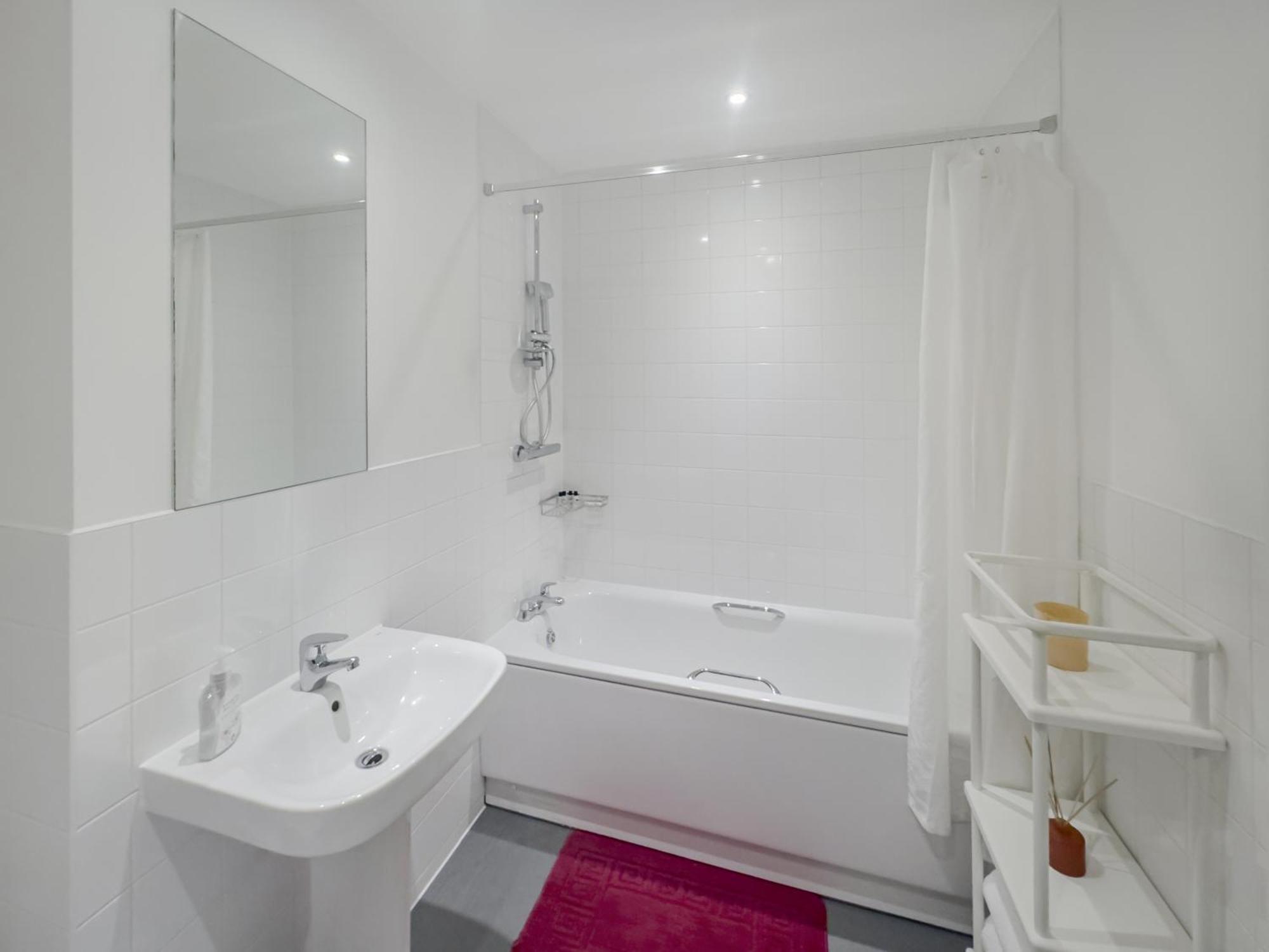 Greenwich Apartment With A River View & Balcony Near The 02 Arena & North Greenwich With Free Wifi & Fast Links Into Central London Exterior foto